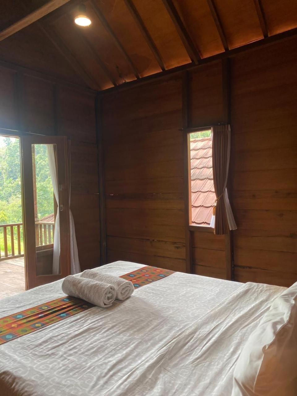 Uma D'Nyuh Homestay Singaraja Kültér fotó