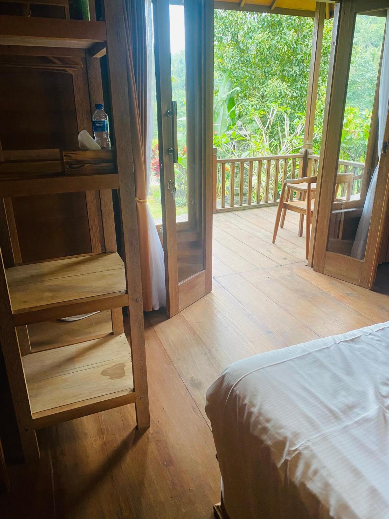 Uma D'Nyuh Homestay Singaraja Kültér fotó